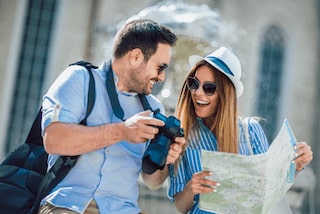 Pareja turista de viaje 